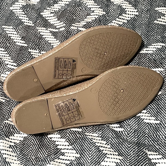 Rampage Sparkly Champagne flats size 7 - Picture 3 of 4